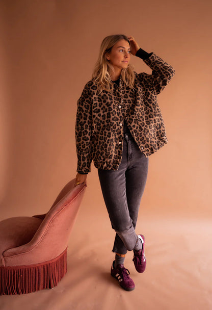 Daniela | Trendige Leopardenjacke für einen stylishen Auftritt