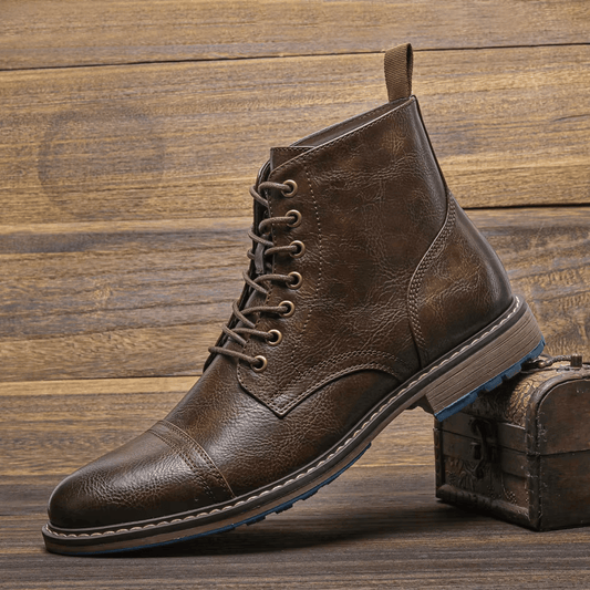 Conor | Trendige Lederstiefel im modernen Design