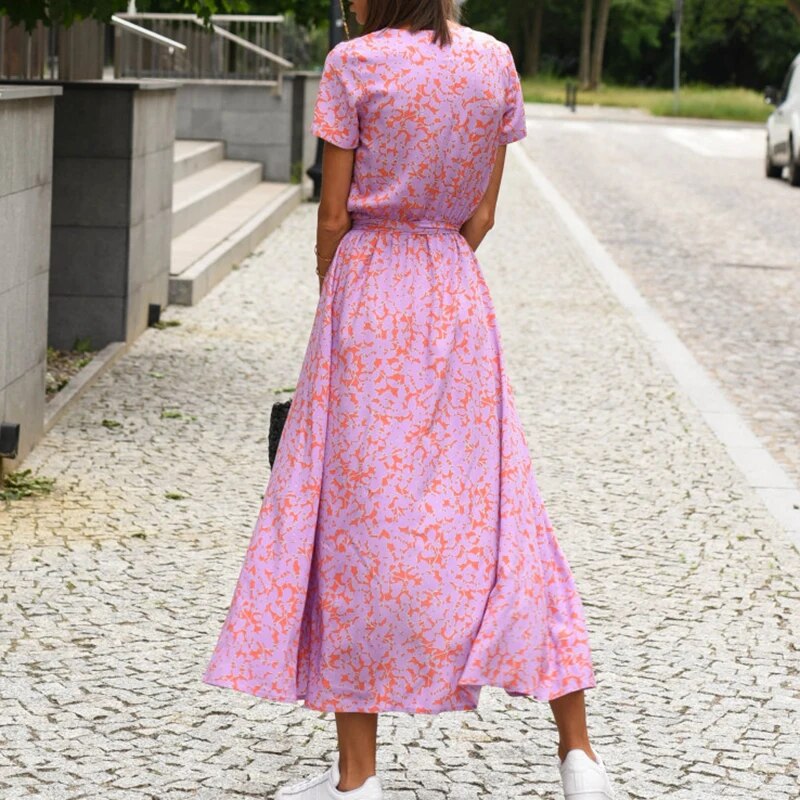 Luisa | Sommerkleid mit floralem Muster und femininer Eleganz