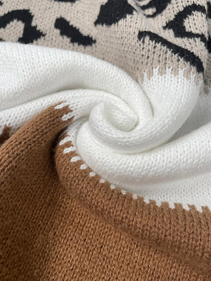 Lela | Leo Print Sweater