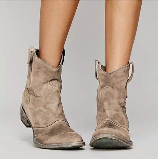 Roselle | Elegante Wildleder-Westernstiefel für einen modischen Auftritt