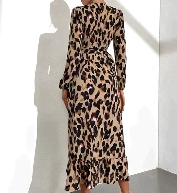 Margreet | V-Neck Dress with Leopard Print