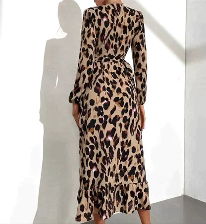 Margreet | V-Neck Dress with Leopard Print