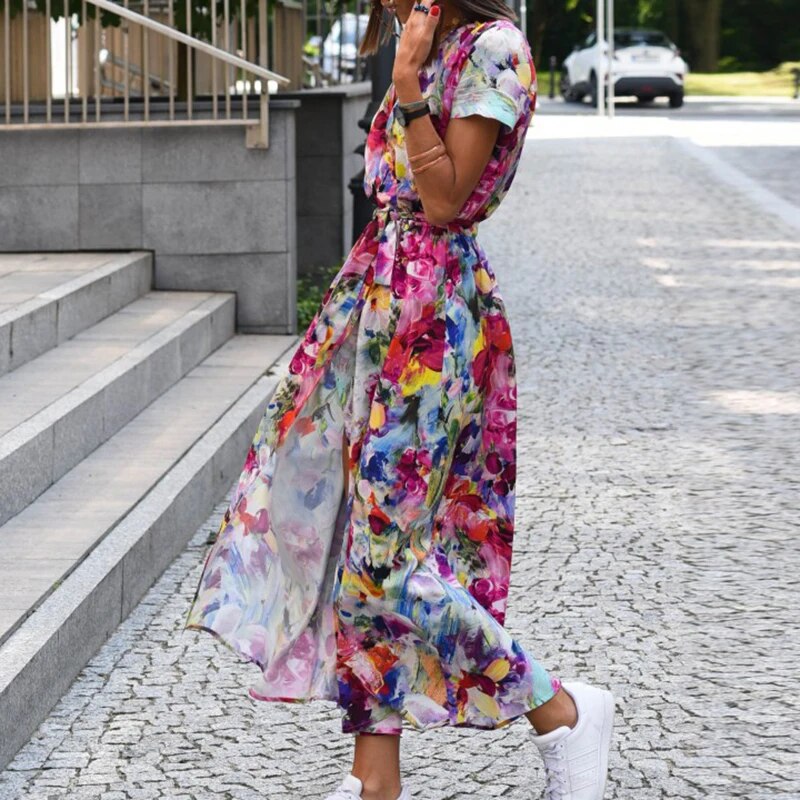 Luisa | Sommerkleid mit floralem Muster und femininer Eleganz