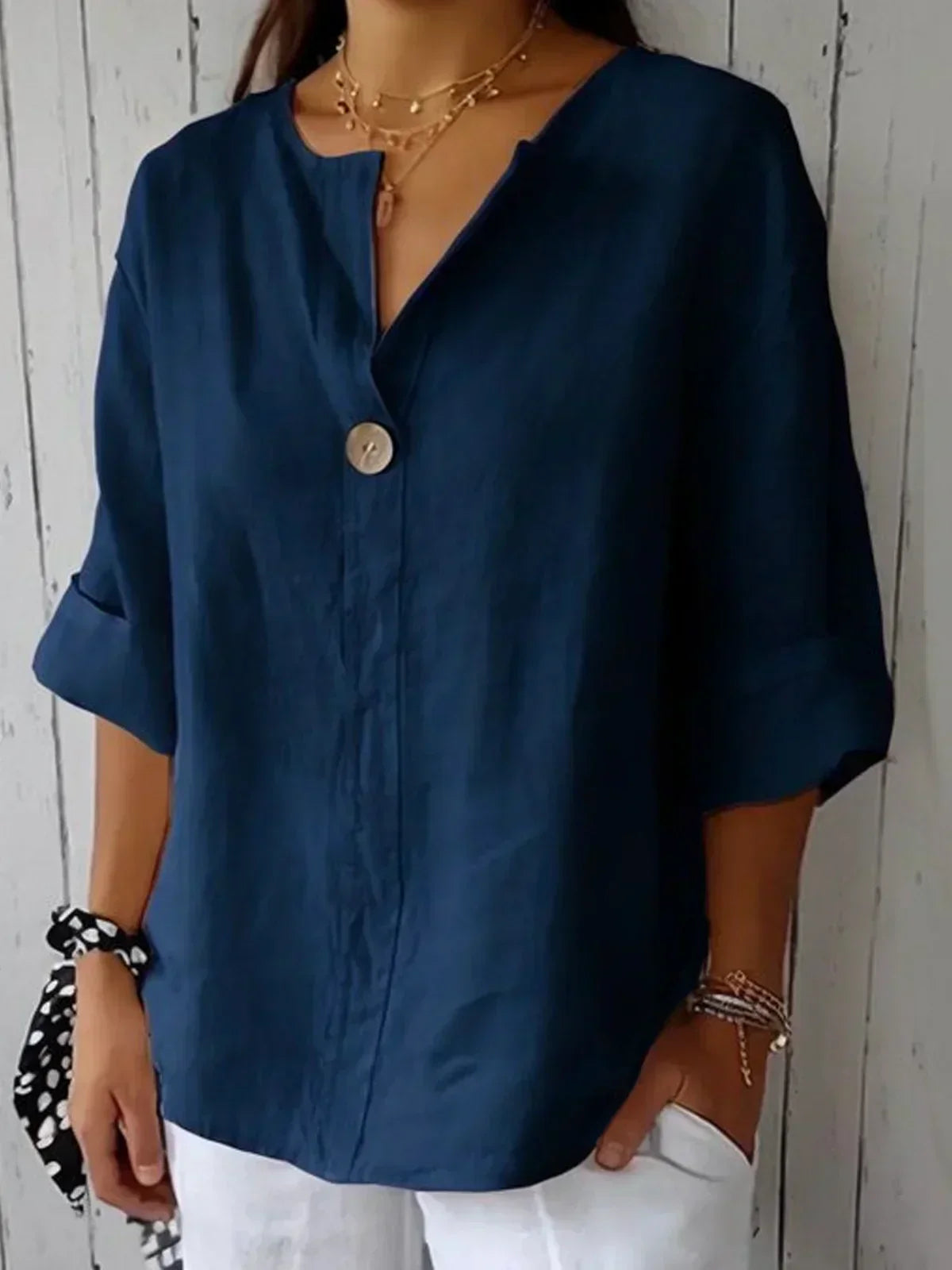 Freja | Legere V-Ausschnitt-Bluse für einen entspannten Stil
