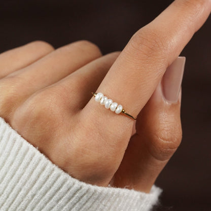 Grace | Schlichter Ring mit einer Süßwasserperle