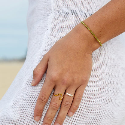 Grace | Schlichter Ring mit einer Süßwasserperle