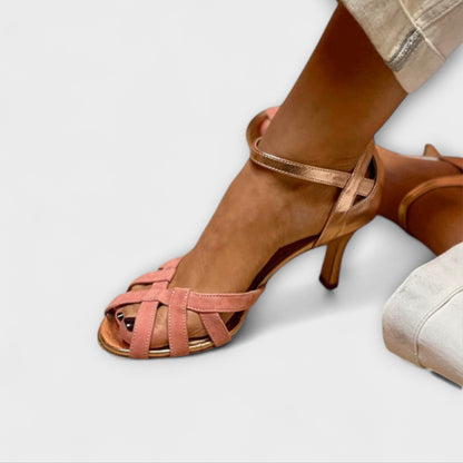 Calista – Eleganz in Gold und Rosa