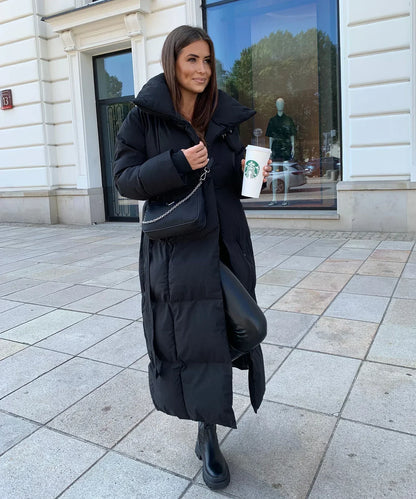 Mia | Elegante lange Pufferjacke mit Taillengürtel