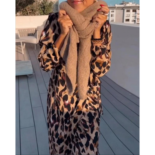 Margreet | V-Neck Dress with Leopard Print