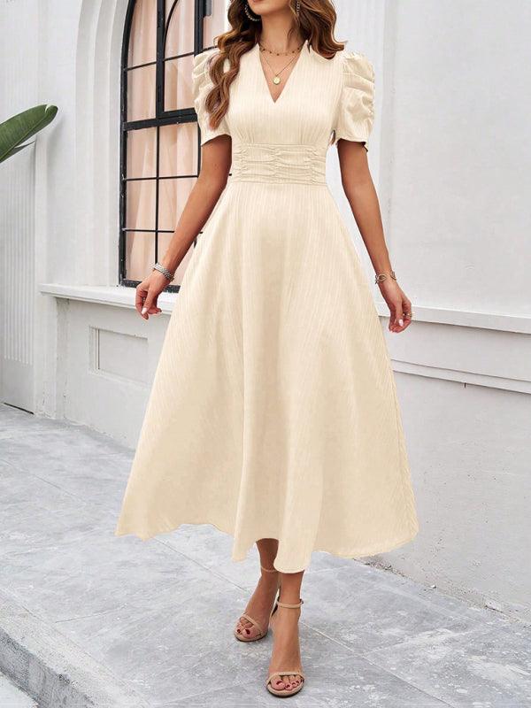 Andrea | Elegantes Midikleid mit stilvollem V-Ausschnitt