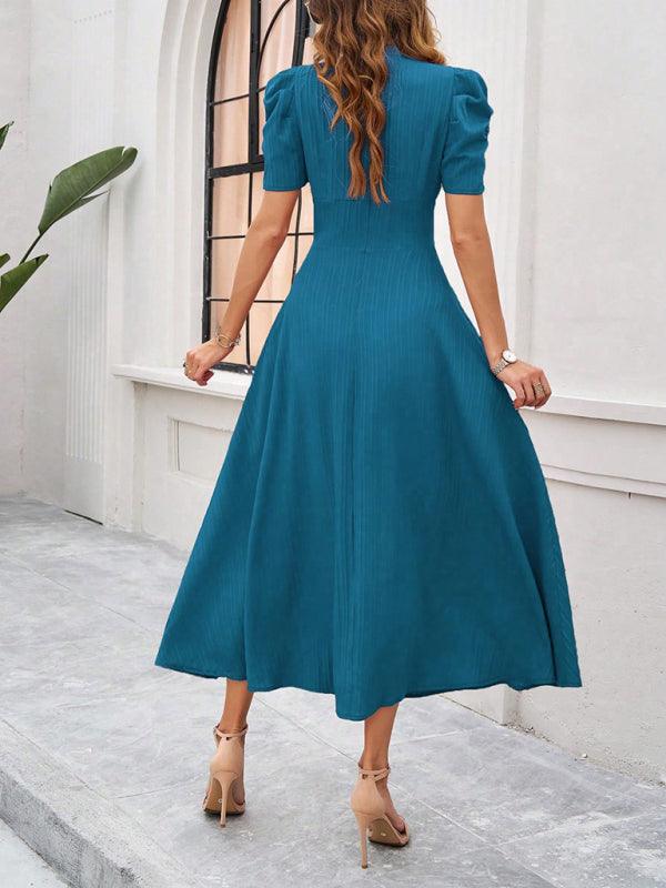 Andrea | Elegantes Midikleid mit stilvollem V-Ausschnitt