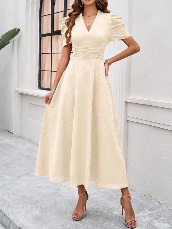 Andrea | Elegantes Midikleid mit stilvollem V-Ausschnitt