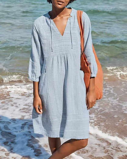 Mira | Leichtes Strandkleid mit V-Ausschnitt und Ärmeln