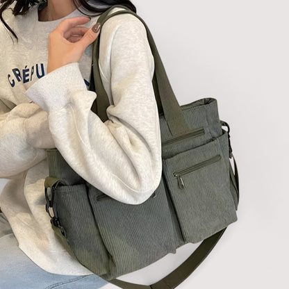 Selma™ | Geräumige Umhängetasche aus Cord
